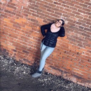 Meet your Posher, Jasmin